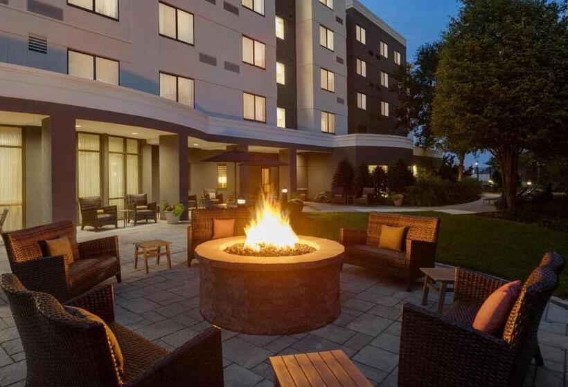 בית מלון כפרי Courtyard Lancaster