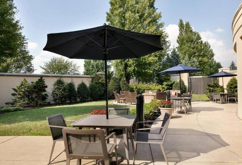 בית מלון כפרי Courtyard Lancaster