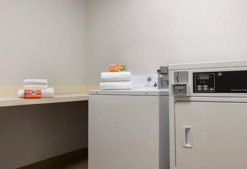 בית מלון כפרי Courtyard Lancaster