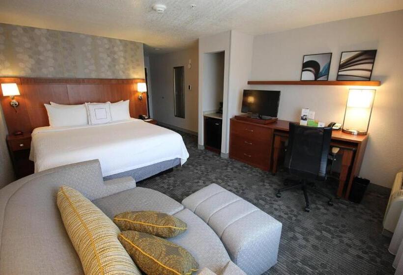 فندق Courtyard By Marriott Merced