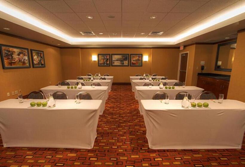 فندق Courtyard By Marriott Oklahoma City Downtown