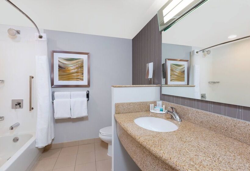 فندق Courtyard By Marriott Oklahoma City Downtown