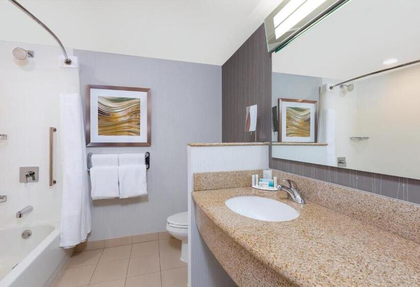 فندق Courtyard By Marriott Oklahoma City Downtown