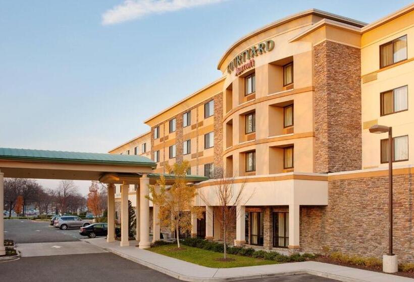 בית מלון כפרי Courtyard By Marriott Paramus