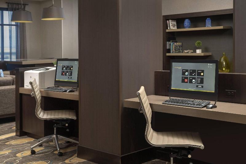 בית מלון כפרי Courtyard Tacoma Downtown