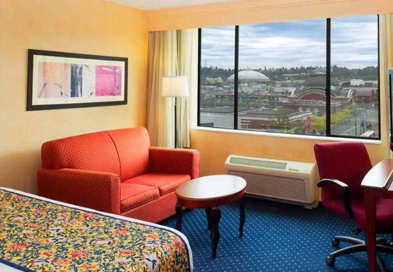 هتل Courtyard Tacoma Downtown