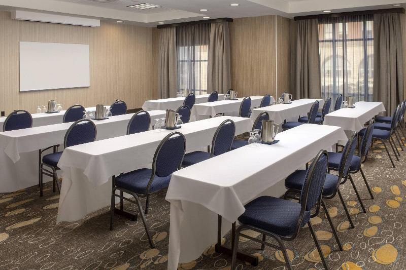 בית מלון כפרי Courtyard Tacoma Downtown