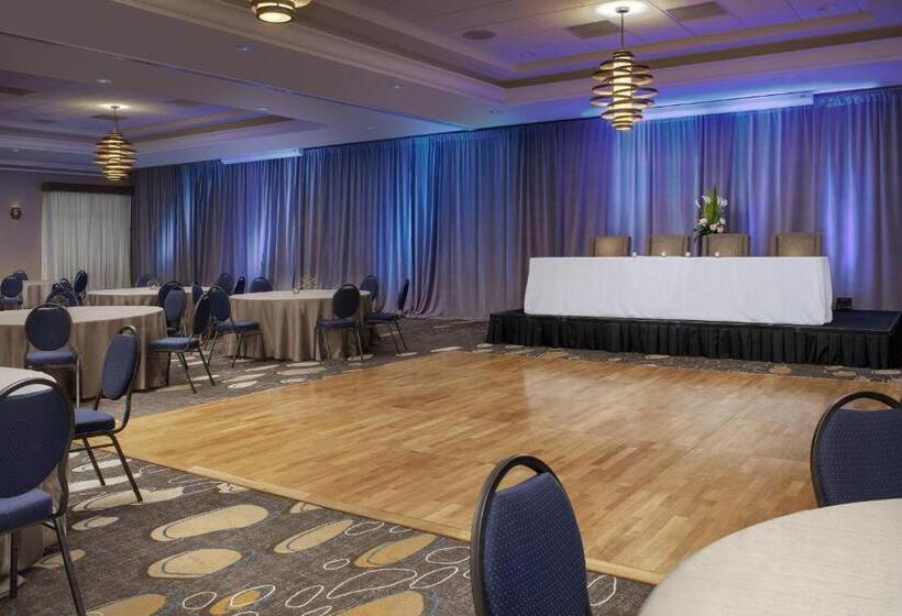 בית מלון כפרי Courtyard Tacoma Downtown