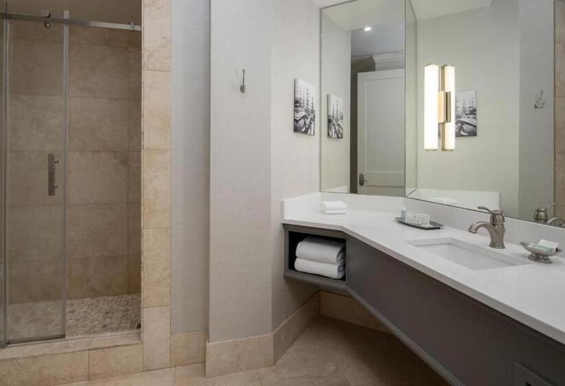 בית מלון כפרי Courtyard Tacoma Downtown