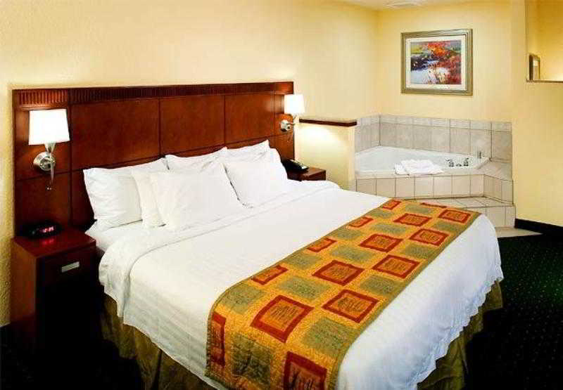 فندق Courtyard Texarkana