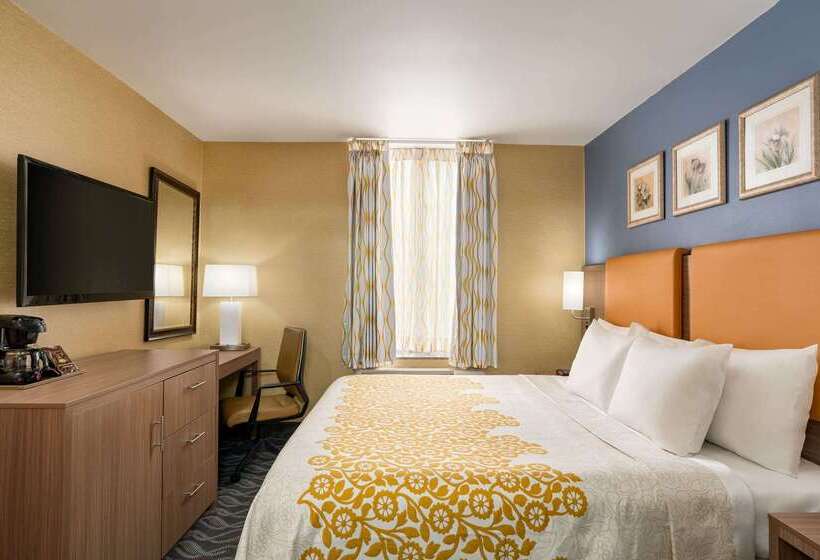 فندق Days Inn By Wyndham Long Island City