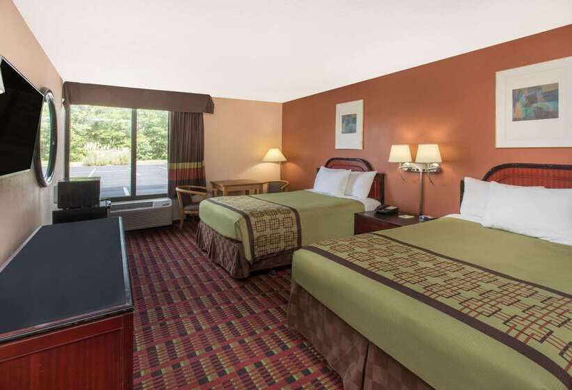 هتل La Quinta Inn & Suites By Wyndham Myrtle Beach