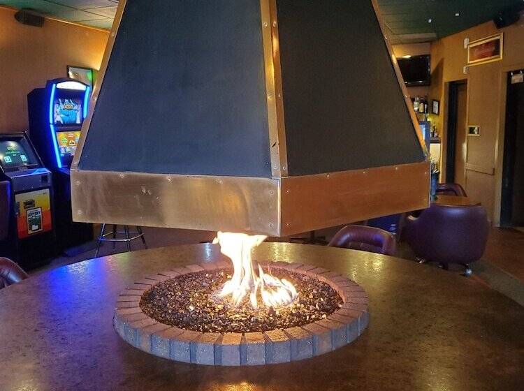 酒店 Days Inn By Wyndham West Rapid City