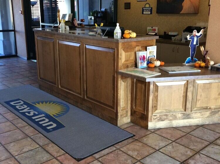 酒店 Days Inn By Wyndham West Rapid City