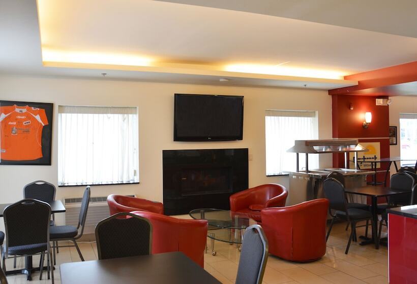 酒店 Days Inn & Suites By Wyndham Milwaukee