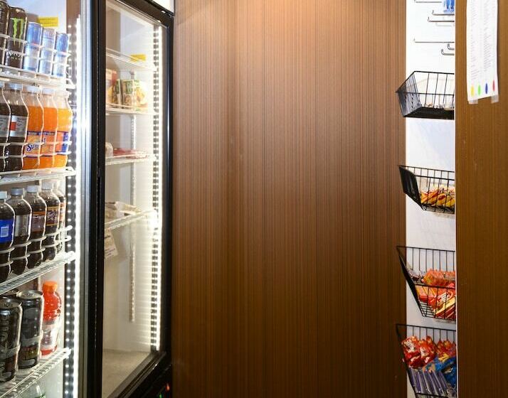 酒店 Days Inn & Suites By Wyndham Niagara Falls/buffalo