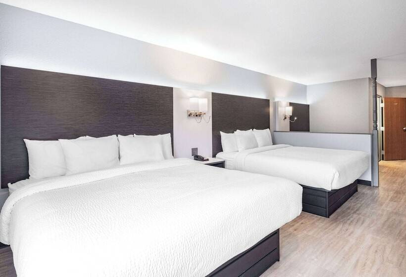 هتل Days Inn & Suites By Wyndham Niagara Falls/buffalo