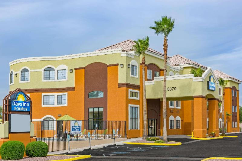 Отель Days Inn & Suites By Wyndham Tucson/marana