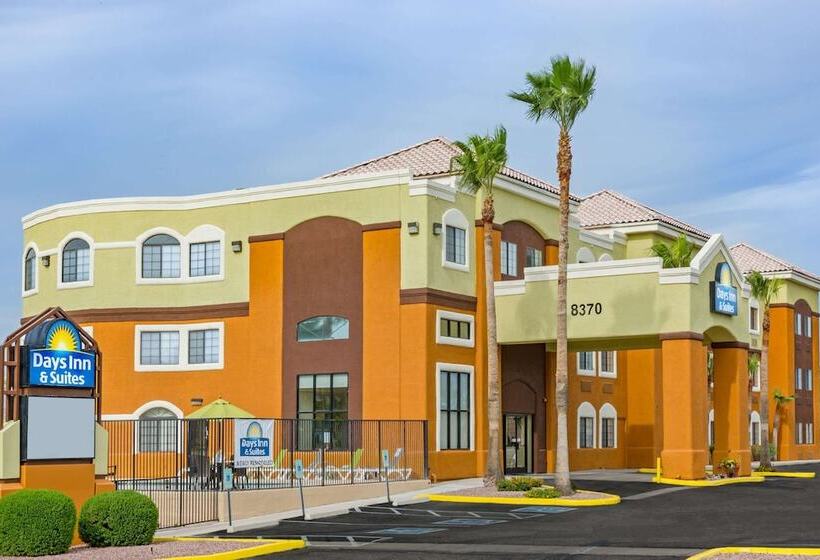 Отель Days Inn & Suites By Wyndham Tucson/marana