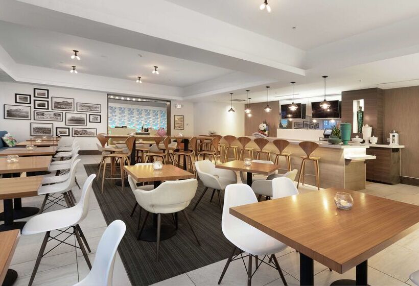 Doubletree By Hilton Hotel Galveston Beach