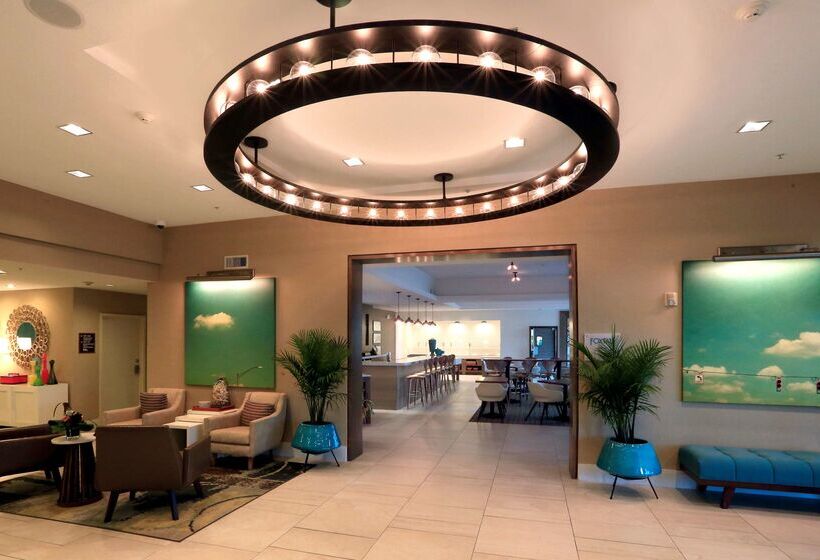 Doubletree By Hilton Hotel Galveston Beach