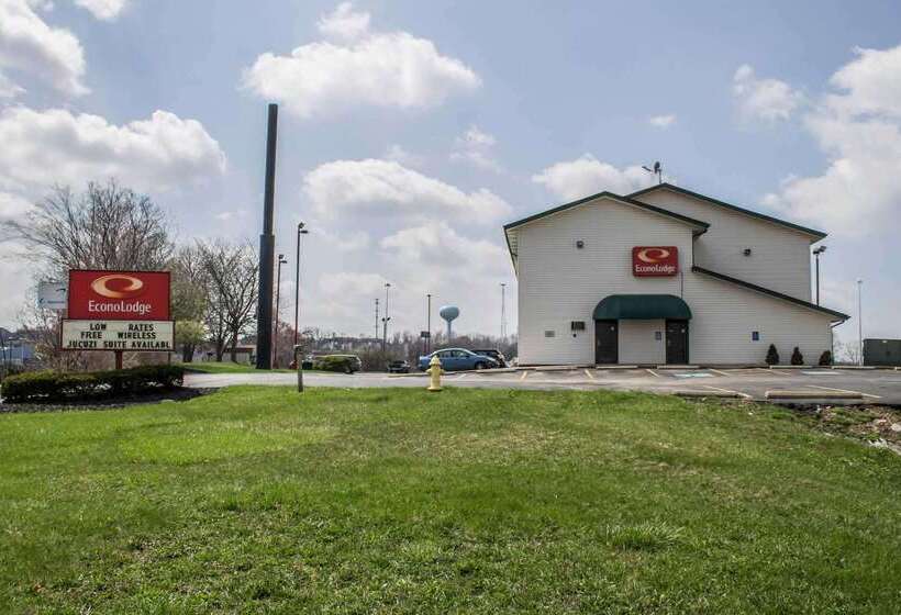 בית מלון כפרי Econo Lodge Akron Copley Northwest