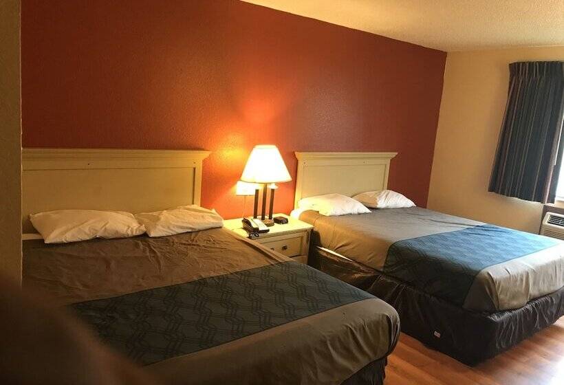 בית מלון כפרי Econo Lodge Akron Copley Northwest