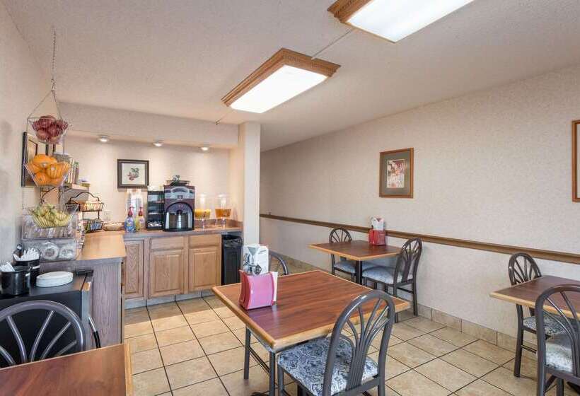 فندق Econo Lodge