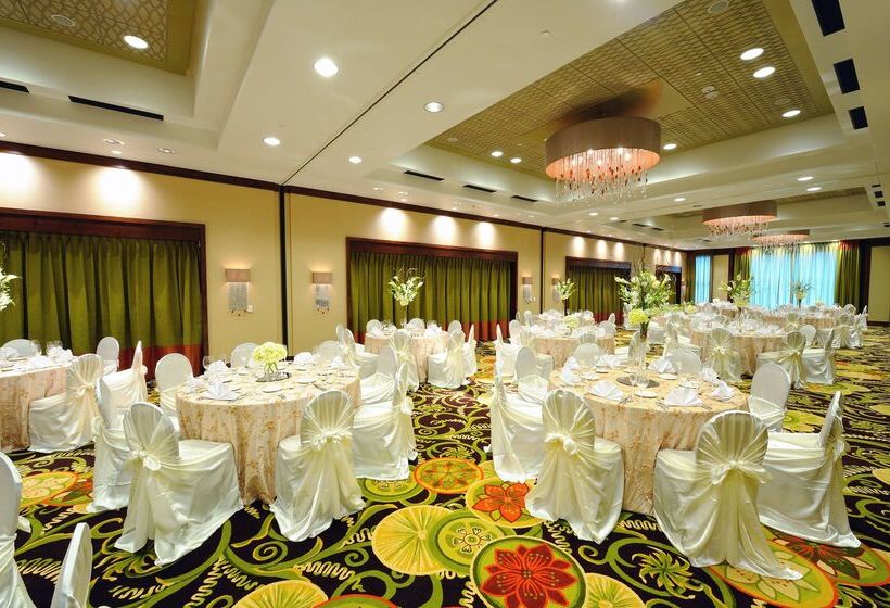 בית מלון כפרי Embassy Suites Houston Downtown