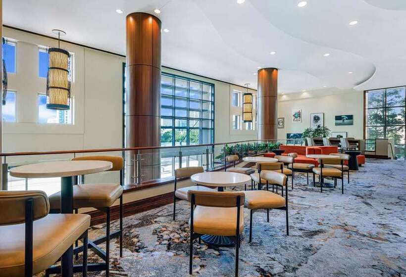 בית מלון כפרי Embassy Suites Houston Downtown