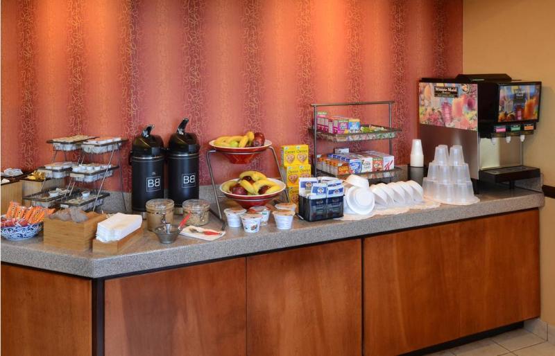 Отель Fairfield Inn Greensboro Airport