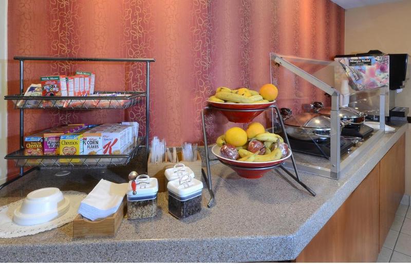 Отель Fairfield Inn Greensboro Airport