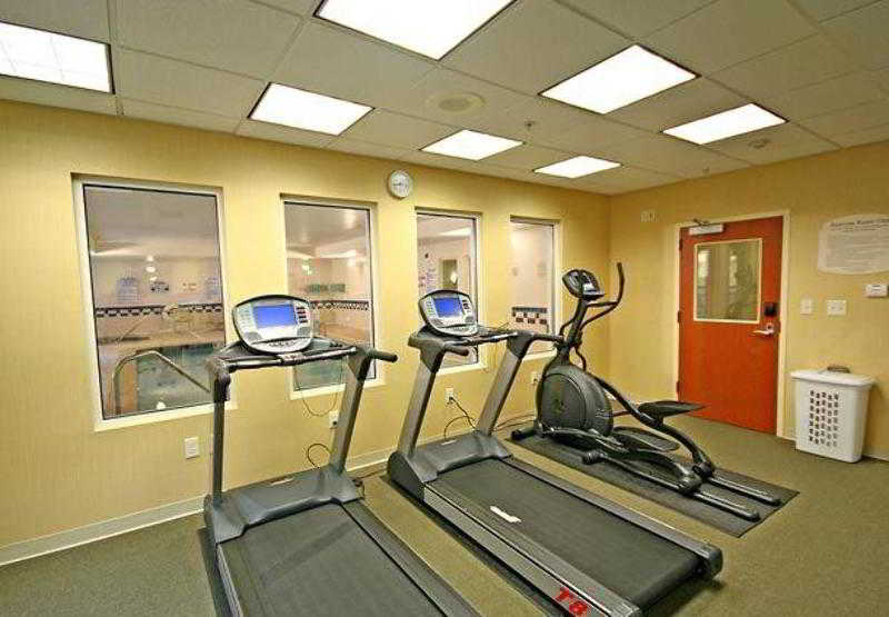 Отель Fairfield Inn & Suites Greensboro Wendover