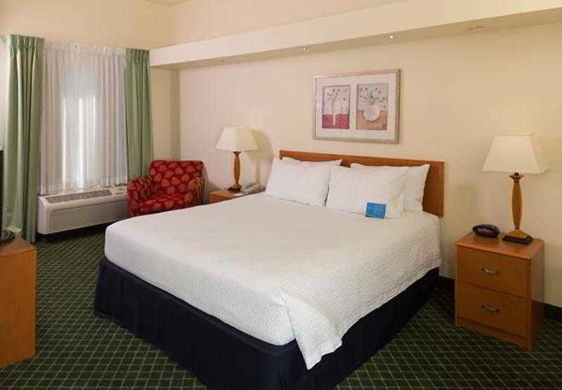 هتل Fairfield Inn & Suites By Marriott Lafayette South