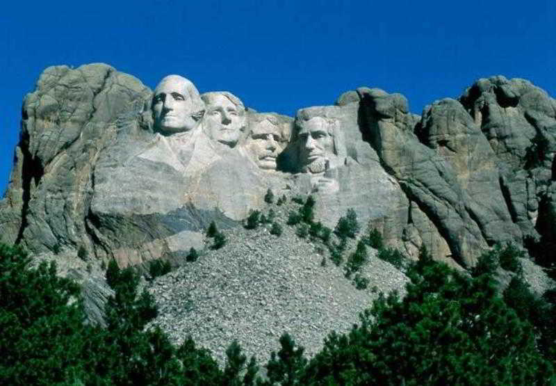 בית מלון כפרי Fairfield Inn & Suites Rapid City