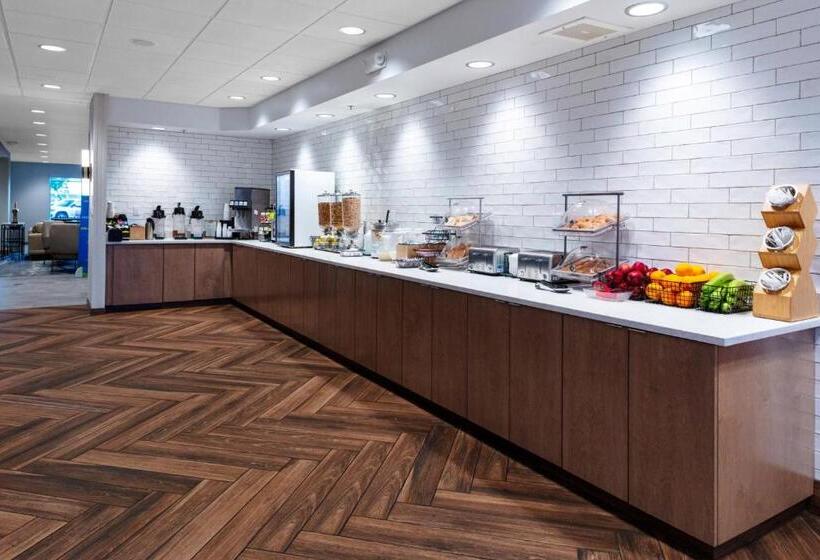 בית מלון כפרי Fairfield Inn & Suites Rapid City