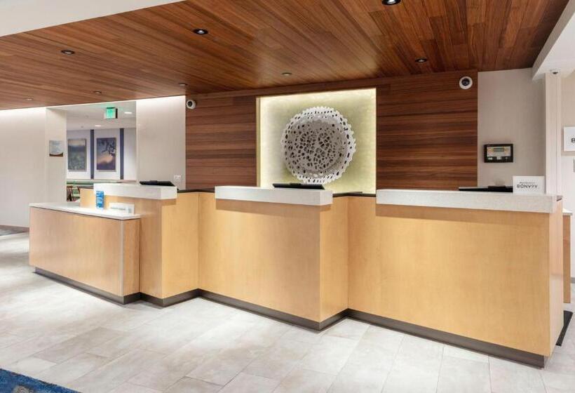 בית מלון כפרי Fairfield Inn & Suites Rapid City