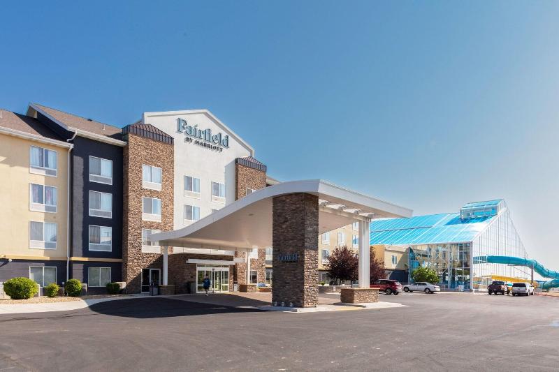 בית מלון כפרי Fairfield Inn & Suites Rapid City