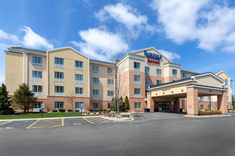 Отель Fairfield Inn & Suites By Marriott Rockford