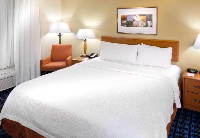 Отель Fairfield Inn And Suites San Bernardino