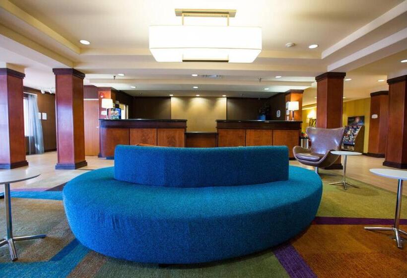 בית מלון כפרי Fairfield Inn & Suites Toledo North