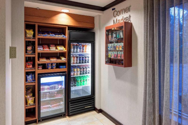 هتل Fairfield Inn & Suites Wilmington Wrightsville Beach