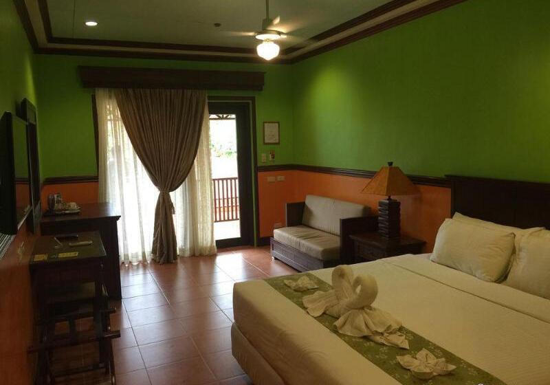 هتل Flushing Meadows Resorts & Playground