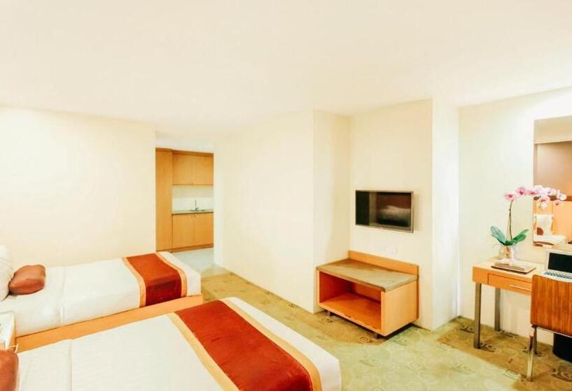 Greenhills Elan Hotel Modern