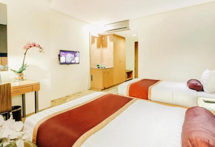 Greenhills Elan Hotel Modern