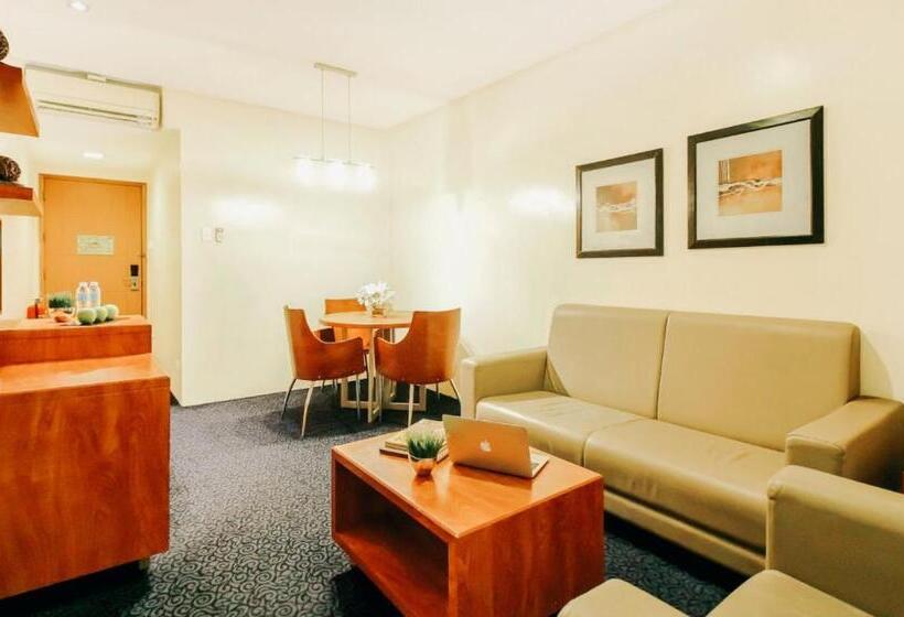 Greenhills Elan Hotel Modern