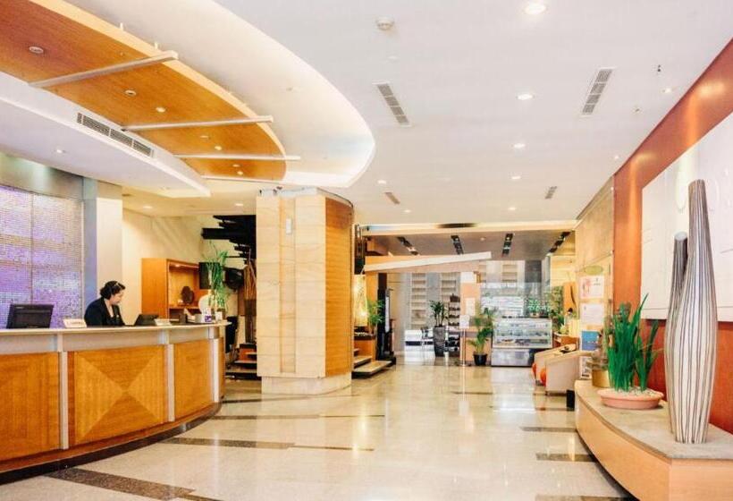 Greenhills Elan Hotel Modern