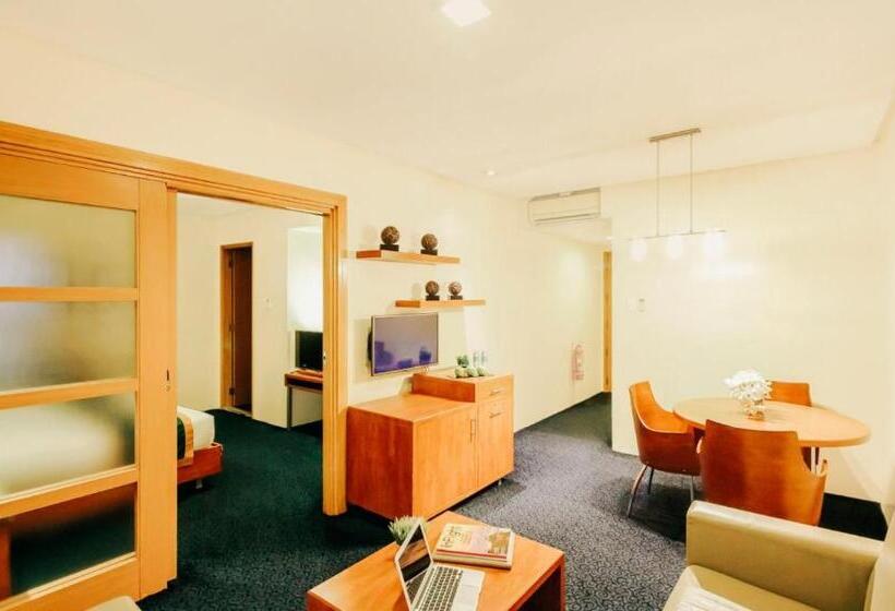 Greenhills Elan Hotel Modern