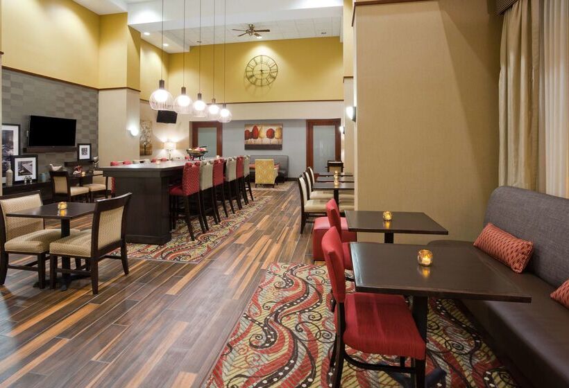 فندق Hampton Inn & Suites Lino Lakes