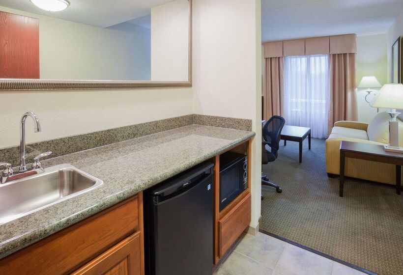 فندق Hampton Inn & Suites Lino Lakes